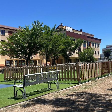 Apartamento Ideal A La Entrada De Salamanca !!! Santa Marta de Tormes Εξωτερικό φωτογραφία